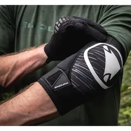 Endura Singletrack Ellbogen Protektoren II Schwarz S-M