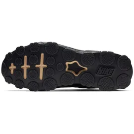 Nike Reax 8 Herren Black/Metallic Gold 40