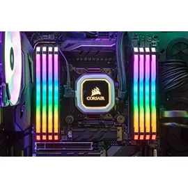 Corsair Vengeance RGB PRO schwarz DIMM Kit 32GB, DDR4-3600, CL18-22-22-42 (CMW32GX4M2Z3600C18)