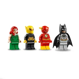 LEGO DC Super Heroes Batman Mech vs. Poison Ivy Mech 76117