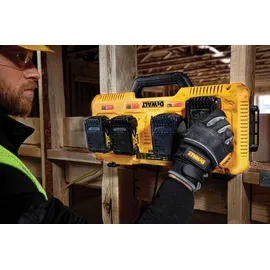 DeWalt Vierfach-System-Schnelladegerät