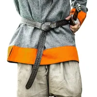Leonardo Carbone® Unisex Wikinger Lederringgürtel mit keltischer Prägung Kendell - Ledergürtel Herren, Mittelalter Kleidung, Gürtel Damen, LARP, Karneval, Cosplay, Hobbit - 100% Echtleder Schwarz - 150.0 cm