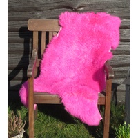 Felltrade Merino Schaffell Lammfell echtes Fell in tollen Farben 110-120 cm ökologische Gerbung (pink)