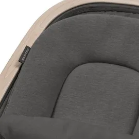 Maxi-Cosi Kori 2-in-1-Babywippe mit Spielzeugbogen, 0–2 Jahre, bis zu 15 kg, Baby Bouncer, 3 mit einer Hand einstellbare Liegepositionen, Easy-in-Gurt, leicht und kompakt, Eco Care, Beyond Graphite