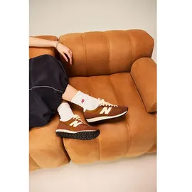 New Balance 471 rich oak/breakfast tea 39,5