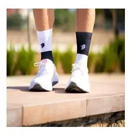 sporcks Get Shit Done Laufsocken 2 Paar Schwarz/Weiß 44-46