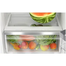 Bosch Serie 6 KIL32ADD1 Einbaukühlschrank (147 l, 1021 mm hoch)