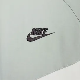 Nike Windrunner Winterized mica green/light silver/black XL