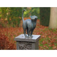 IDYL Dekofigur IDYL Bronze-Skulptur Katze, Bronze – sehr robust – Langlebig – witterungsbeständig gegen Frost, Regen und UV-Strahlung. Die Modelle werden in Wachsausschmelzverfahren in Bronze gegossen und von Hand patiniert.