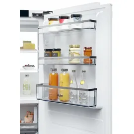 Haier HATL126DE Einbaukühlschrank (173 l, 1221 mm hoch)