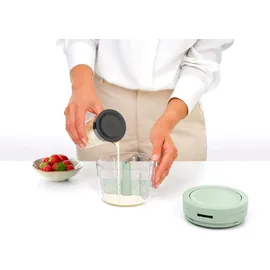 Brabantia TASTY+ Manueller Lebensmittelzerkleinerer | Handbetriebener Minizerkleinerer mit Edelstahlklingen | Zerkleinern und Verquirlen | Kompaktes Küchenwerkzeug | Jade Green