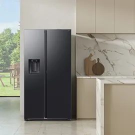Samsung RS80F66KBFEF Side-by-Side (635 l, 1784 mm hoch, Schwarz)