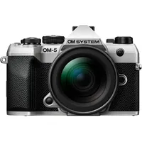 OM System OM-5 II silber mit Objektiv M.Zuiko digital