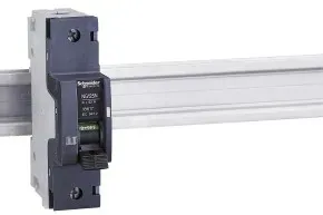 Schneider Electric 18614 Leistungsschalter NG125N, 1P, 32A, C-Charakteristik