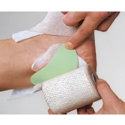 Komprex® Schaumgummi Kompresse, grün 22301 , 1 Stück, Maße: 9 x 5 cm, Größe: 0 nierenförmig