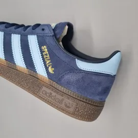 adidas Handball Spezial Collegiate Navy / Clear Sky / Gum5 47 1/3
