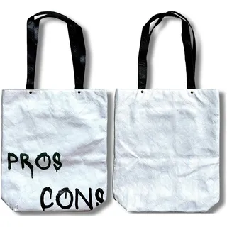 LowCarbonLife Tyvek Schultertasche mit Magnetknopf & Reißverschlussfach – wasserfest, reißfest, leicht & vegan – stylische Damen-Umhängetasche für Alltag & Reisen – Design „PROS CONS“ Weiß - Einheitsgröße