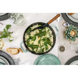 Staub Cocotte 28 cm rund salbeigrün