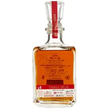 Cava de Oro Tequila AÑEJO 100% de Agave Azul 40% Vol. 0,7l