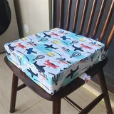 Chickwin Sitzerhöhung Stuhl Kind, Waschbar Baby Tragbar Sitzkissen Kinder Tragbares Boostersitze Verstellbar Zerlegbar Kleinkind Sitzerhöhung Kissen für Esstisch Reise (32x32x8cm,Heißluftballon)