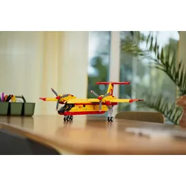 LEGO Technic Löschflugzeug 42152