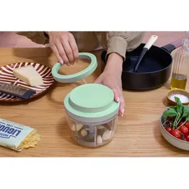 Brabantia TASTY+ Manueller Lebensmittelzerkleinerer | Handbetriebener Minizerkleinerer mit Edelstahlklingen | Zerkleinern und Verquirlen | Kompaktes Küchenwerkzeug | Jade Green
