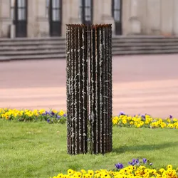 muenkel design Kalypso [Gartenstele mit Schmelzoptik]: L