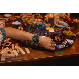 Garmin Instinct 3 AMOLED 50 mm Schwarz / Kohle