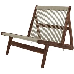 GUBI - MR01 Lounge Stuhl, Walnuss / Naturgeflecht
