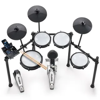 Alesis Nitro Max Kit Elektronische Schlagzeug mit Quiet Mesh Pads, 10" Dual Zone Snare, Bluetooth, 440+ authentische Sounds, Drumeo, USB MIDI, Kick Pedal