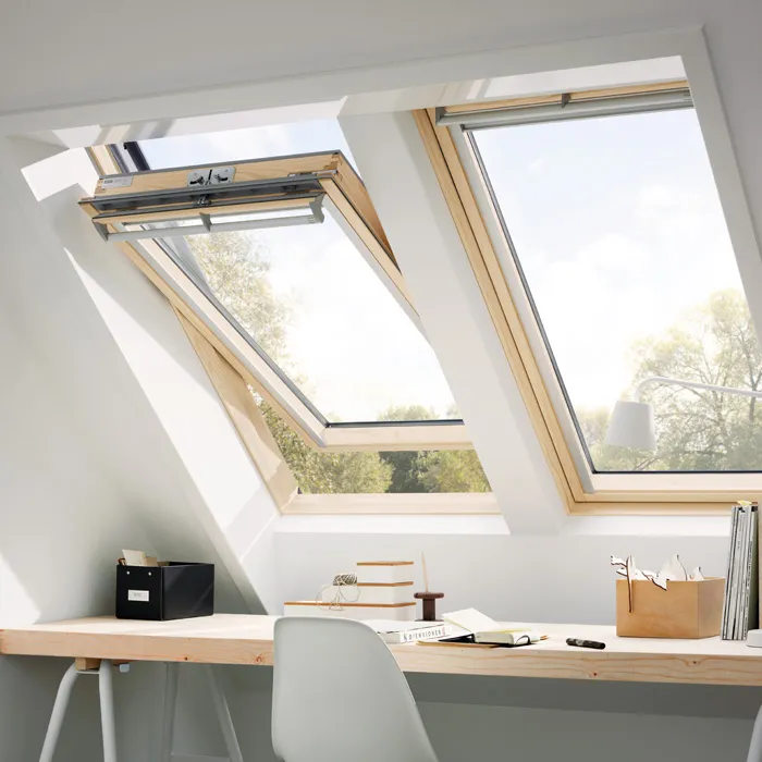 VELUX Schwingfenster GGL SK10 3070 klar lack THERMO Alu 114x160cm