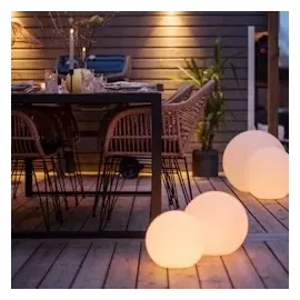 StarTrading STAR Trading LED Gartenkugel RGB Farbwechsel weiß Fernb.Aufladbar