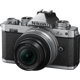 Nikon Z fc + Nikkor Z DX 16-50 mm VR + Nikkor Z DX 50-250 mm VR