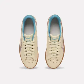 Reebok Club C Grounds UK Damen Agedbeige/Berry Chill/Gum 40,5