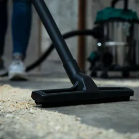 VONROC Nass- und Trockensauger 1400W
