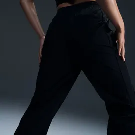 Nike Windrunner High-Waisted Woven Jogginghose Black/White XS