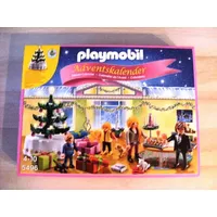 Adventskalender Weihnachtsabend mit beleuchtetem Baum 5496 von Playmobil