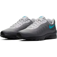 Nike Herren Sportschuhe Air Max Invigor grau 42 (UK 7.5)
