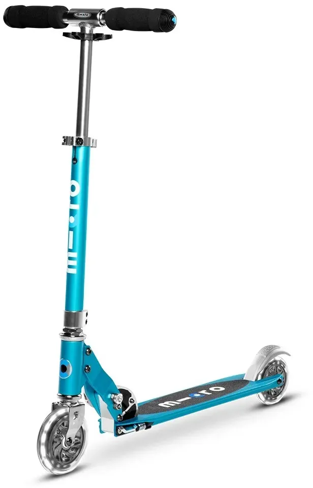 Micro Scooter Sprite, blau, LED-Reifen, für 5-14 Jahre, bis 100kg, Lenker verstellbar, klappbar, Ständer Scooterreifen - PU Reifen, Scooterart - Scooter, Scooterfarbe - Blau,