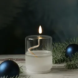 LED Kerze im Glas Öllampe Flüssigwachs Optik flackernd Timer H: 13cm rund