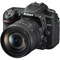 Nikon D7500 Digital SLR im DX Format mit Nikon AF-S DX 16-80mm 1:2,8-4E ED VR (20,9 MP, EXPEED 5-Prozessor, AF-System mit 51 Messfeldern, ISO 100-51.200, 4K UHD Video incl. Zeitraffer Video)