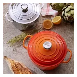 Le Creuset Signature Bräter 22 cm rund schwarz glänzend