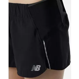 New Balance Impact Run Damen Laufshorts (Schwarz L