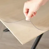 Trente Tischfolie 2mm dick - Tischschutz mit abgeschrägten Kanten - transparente Tischdecke Eckig - Schutztischdecke Größe wählbar - Schutzfolie Abwaschbar - 80x300 cm