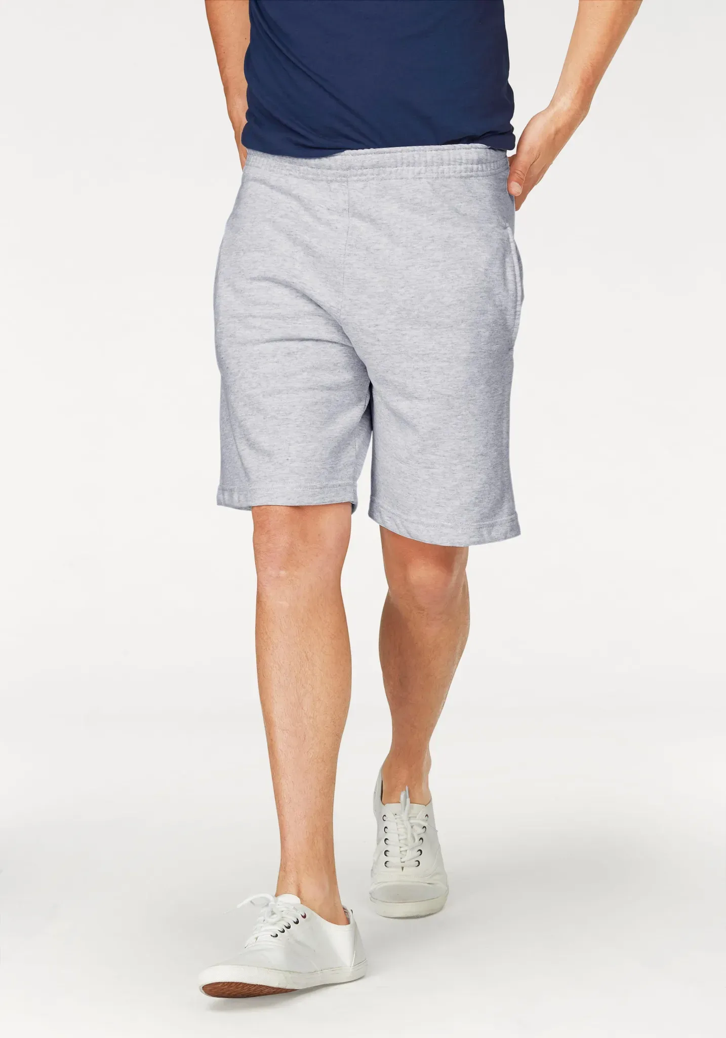 Sweatshorts FRUIT OF THE LOOM, Herren, Gr. S (40/42), N-Gr, grau (hellgrau, meliert), Sweatware, Obermaterial: 80% Baumwolle, 20% Polyester, meliert, unifarben, bequem kniefrei, Hosen Sweatshorts, Sommerhose in bequemer Form, Topseller