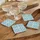 Queence Getränkeuntersetzer Blau Weiß Mosaik Fliesen Steine, Set, 4-tlg., Mosaik Set Topfuntersetzer Naturstein Untersetzer 10x10x1cm beige|blau