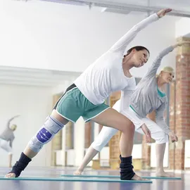 Bauerfeind GenuTrain S Pro Kniebandage 1 St beige Größe 2