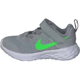 Nike Revolution 6