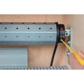 Schellenberg Rohrmotor Mini für 40 mm Stahlrohrwellen, SW 40, ideal für Kunststoff Rolladen bis 2 m2 Fläche, Rolladenantrieb