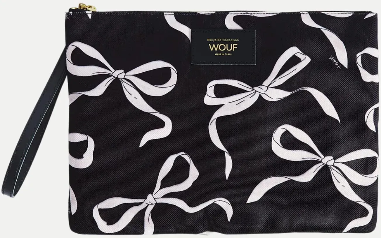 XL Beuteltasche Carlota Schwarz